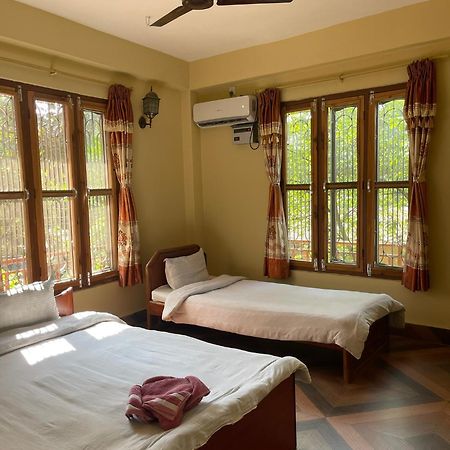 Tara Guesthouse - Sauraha,Chitwan Kültér fotó