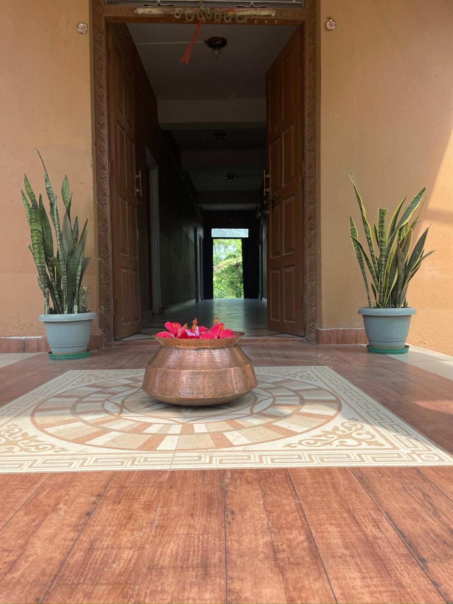 Tara Guesthouse - Sauraha,Chitwan Kültér fotó