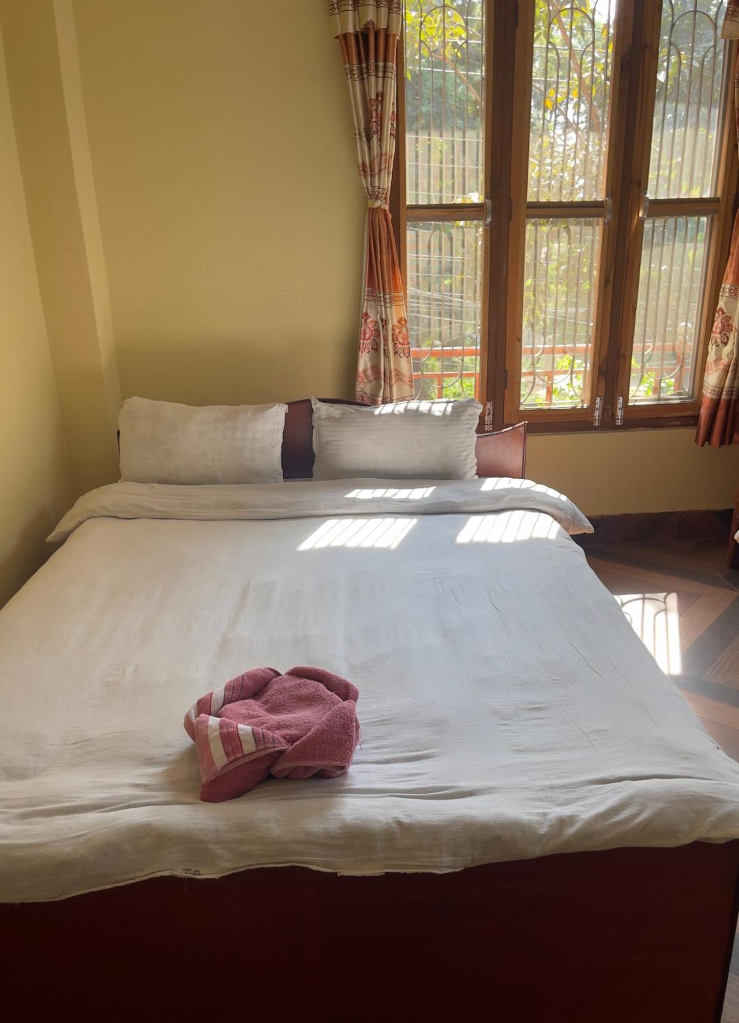 Tara Guesthouse - Sauraha,Chitwan Kültér fotó